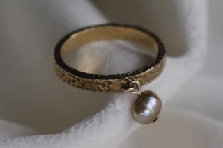 Jens Joh Aargaard Pearl dangle ring photo